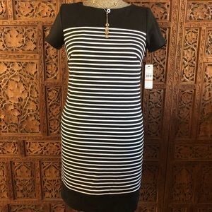 Laundry black and white dress. Size 2. NWT.